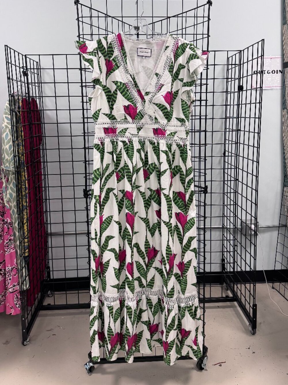 Layered With Love Floral Red & Green Sleeveless Dress Size XL